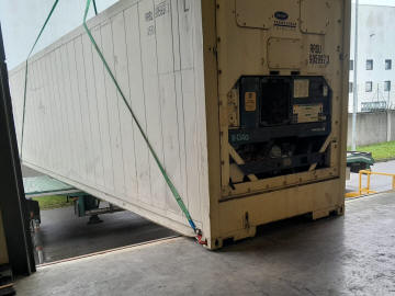 container reefer frigo 40 piazzale